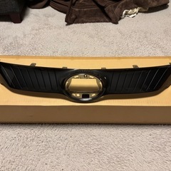 80系ハリアー　　フロントグリル　　　の画像