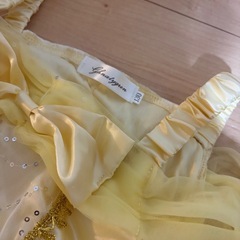 ディズニー　ベルドレス130cmの画像