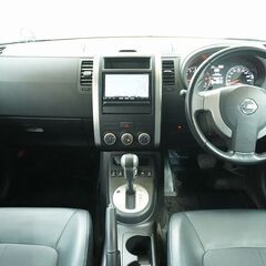 毎日使えて、週末は冒険できるSUVといえば→→日産 エクストレイル 　２０Ｘの画像