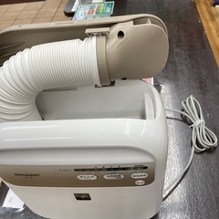 SHARP 布団乾燥機 【リサイクルフカツ岡崎倉庫店】251220SM-33の画像