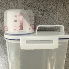 【お話し中】密封ライスストッカー　米びつ　2kg用の画像