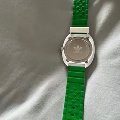 美品　稼働品　adidas 腕時計の画像