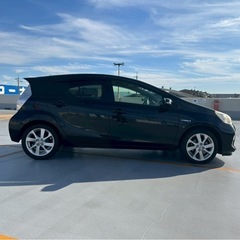 【車検R8年6月まで】H25 トヨタ アクア G / ナビ・フルセグ・Bカメラの画像