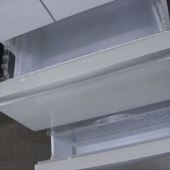 ★7394★（★1台限り★ジモティー特典あり★5～6人世帯向けの★）三菱電機　6ドア冷蔵庫６００L　２０２２年製　MR-WX60GX　68.5ｃｍ幅　白　真ん中冷凍室　自動製氷付き　高く買取るゾウ八幡東店の画像