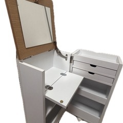 ［取引中］【開閉式収納】収納ケース【キャスター付き】の画像