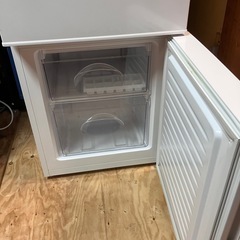 早い者勝ち　ニトリ　2022冷蔵庫　汚れ有りますの画像