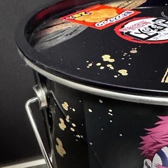 鬼滅の刃 無限城編 鬼オンスナックBIG缶　バケツ　お菓子なしの画像