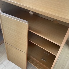 シューズボックス　棚の画像