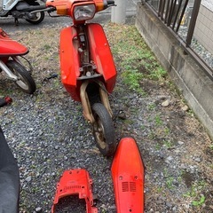 部品取り用。ヤマハ・サリアン50cc 2ストロークスクーター、部品取り用です。の画像