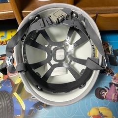 ⭐︎未使用　防災ヘルメット（LEDヘッドライト付）の画像