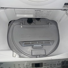 SHARP製の洗濯・乾燥機能付き縦型洗濯機の画像