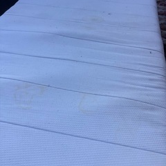 早い者勝ち　引き出し付き　シングルベッド　マットレス汚れ有りますの画像