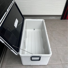 ホリデーランド　クーラーボックスの画像