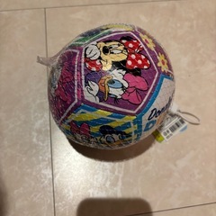 【新品未使用】やわらかサッカーボール　ディズニーの画像