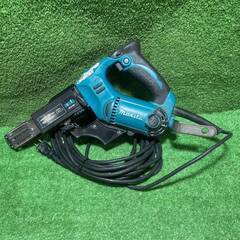 マキタ makita 6841 オートパックスクリュードライバー コード式 25～41mm 正逆転両用【市川行徳店】【店頭取引限定】【中古】管理番号：ITB63X2SH05Oの画像