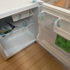 新品　COMFEE' 冷蔵庫 45L 幅47.2cmの画像