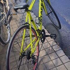 リサイクルショップどりーむ鹿大前店　No.583　自転車　ロードバイク　２８インチ　切り替えNG　写真参照🎵の画像