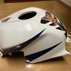 CBR600RR  PC40タンクカバーの画像