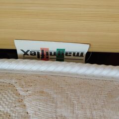 マニフレックスのマットレス＋ベッドフレームの画像