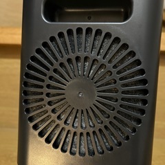 セラミックファンヒーター　ブラック　小型の画像