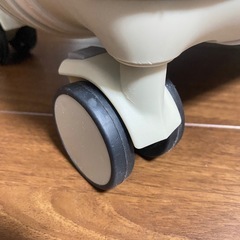 新品★ 乗れるキャリー　キャリーバッグ　のりっこの画像