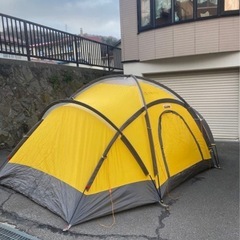 ICI石井　スタードームテント　6-7人用　フライ付き　外張り付き(雪用)  ペグ付き。の画像