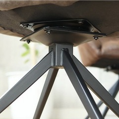 【マナベ】ダイニングチェア　回転　ヴィンテージ加工　椅子　の画像