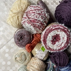 「決まりました」毛糸　いろいろまとめて　差し上げますの画像