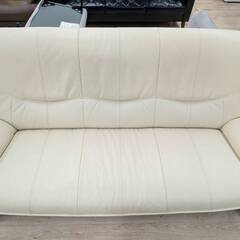 ジモティー割引🏷️【ジャングルジャングル 岸和田和泉インター店】3人ソファ  和泉市 堺市 岸和田市 泉大津市 高石市 泉北郡熊取町の画像