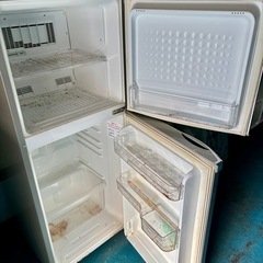 一人暮らし用冷蔵庫の画像