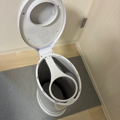 ubbi ウッビー おむつ ペール ペット ゴミ箱 ごみ箱 ペットシーツ 猫砂 紙おむつ 犬 猫 犬用品 猫用品 トイレ ダストボックス ベビー 赤ちゃん 介護 生ごみ 日用品の画像