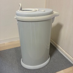 ubbi ウッビー おむつ ペール ペット ゴミ箱 ごみ箱 ペットシーツ 猫砂 紙おむつ 犬 猫 犬用品 猫用品 トイレ ダストボックス ベビー 赤ちゃん 介護 生ごみ 日用品の画像