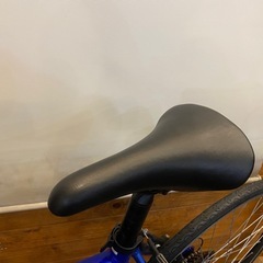 年末セール！防犯登録無料！【momentum】3x8速　クロスバイクの画像