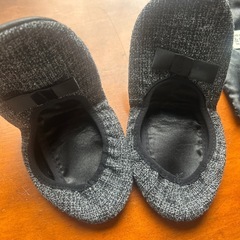 リボン付きツイードスリッパ 黒の画像