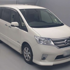 セレナハイブリッドハイウェイスターの画像