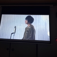 プロジェクター 本体 美品 リモコン付きの画像