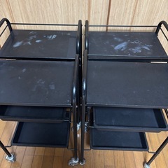 ワゴン4台　美容室 エステ キッチン などにの画像