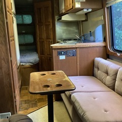 キャンピングカー　モーターホーム　の画像