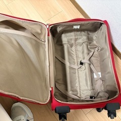 スーツケース軽量の画像