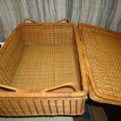 籠のピクニックバスケット　インテリアにもの画像