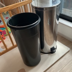キッチン用ゴミ箱の画像