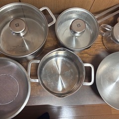 ツヴィリング鍋関連一式の画像