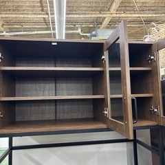 【ドリーム川西店御来店限定】☆ジモティー見たよ♪割引☆3枚扉食器棚クリーニング済み 【21255600000039327】の画像