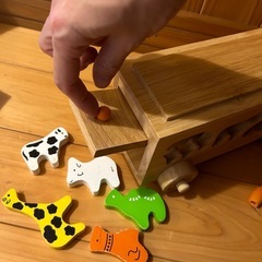木製 くるまの知育おもちゃの画像