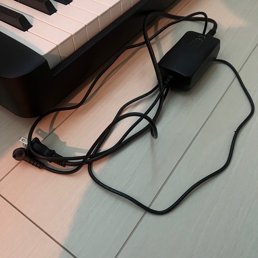 【美品】カシオCASIO 電子ピアノ　CDP-S105BK ハンマーアクション88鍵盤　