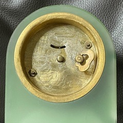 精工舎　アーチ型置き時計　激レア品　ヴィンテージ レトロ　機械式　ぜんまい　ウランガラス　美品　ジャンク品の画像