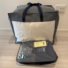 羽毛布団 セミダブル 汚れありの画像