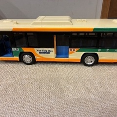 バスのおもちゃの画像