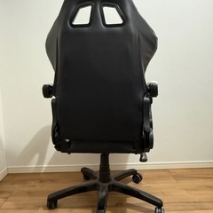 ゲーミングチェアの画像
