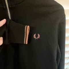 [FRED PERRY/フレッドペリー] ワンポイントロゴ刺繍 ハーフジップスウェット の画像